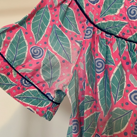Funky 80s Leaf and Swirl Pattern Muumuu - Picture 3 of 6